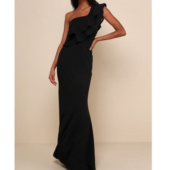 Lulus NWT Grand Beauty Black Ruffled One-Shoulder Mermaid Maxi Dress Large - Picture 1 of 11